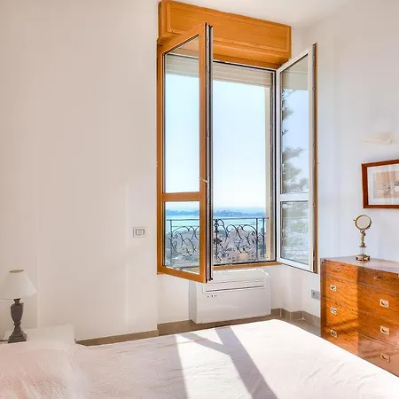 Apartment : Ravissant Loft Avec Vue Mer *